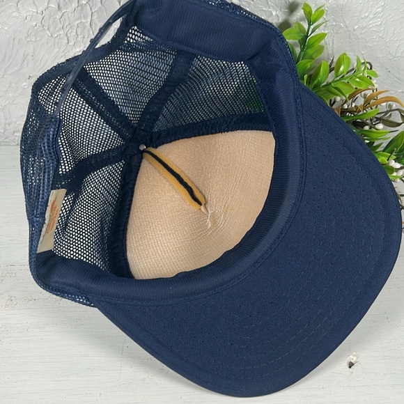 University of Michigan VTG Style Distressed logo Michigan Trucker Style Hat - Picture 9 of 10